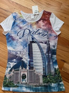 Dubai Graphic Short-Sleeve Tee - Multicolor
